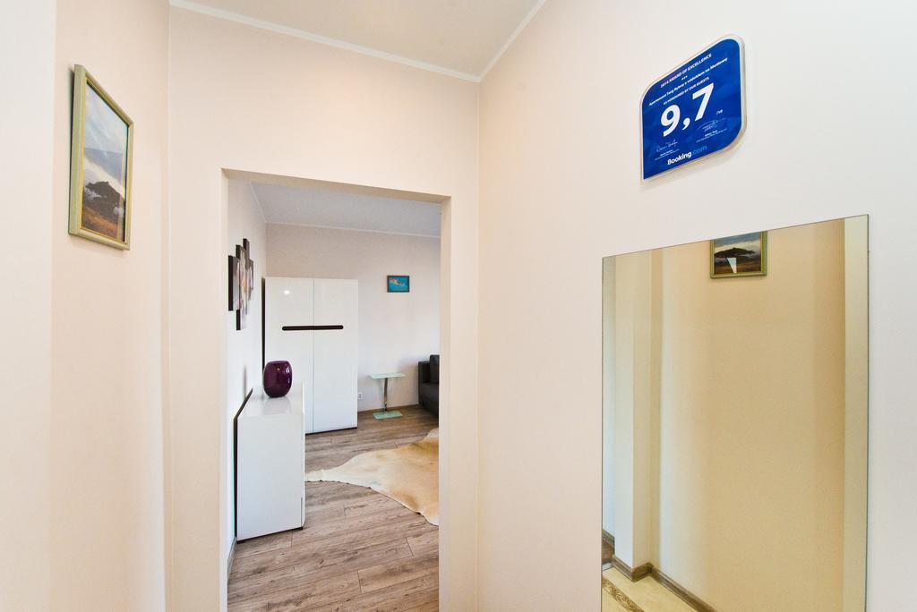 Gdanskie Apartamenty - Apartament Targ Rybny Z Widokiem Na Motlawe Luaran gambar