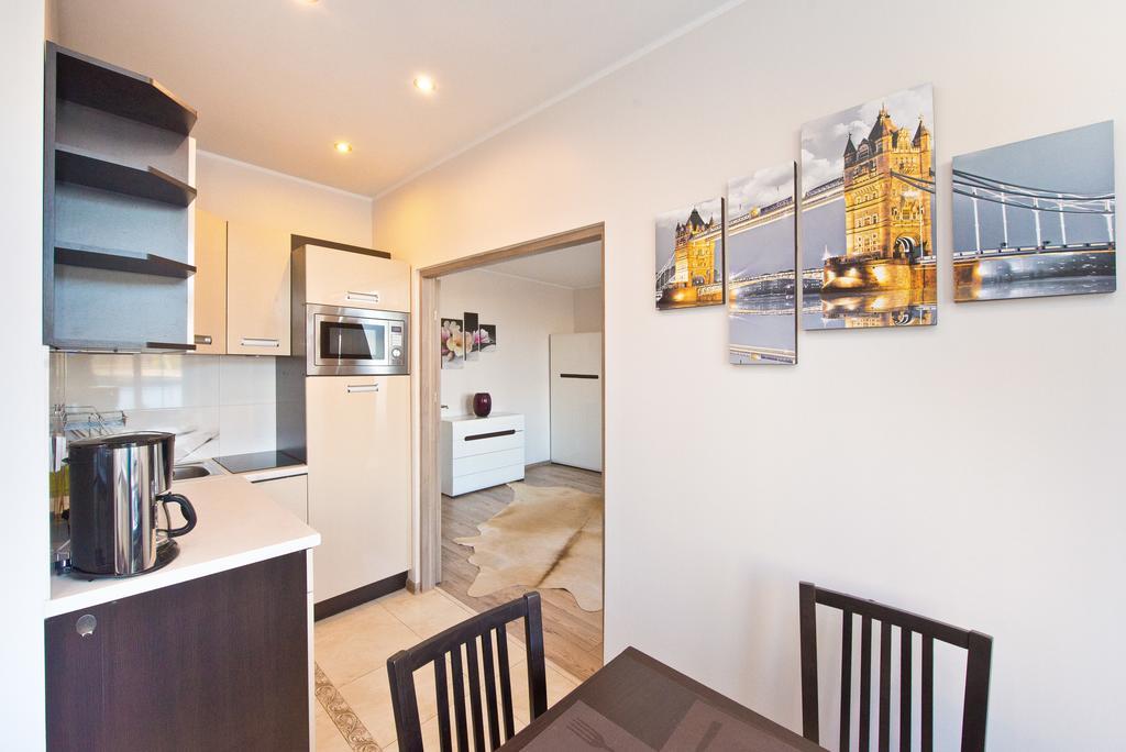 Gdanskie Apartamenty - Apartament Targ Rybny Z Widokiem Na Motlawe Bilik gambar